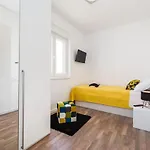 Вилла Seaside Luxury With A Swimming Pool Posedarje, Novigrad - 15961 Поседарье