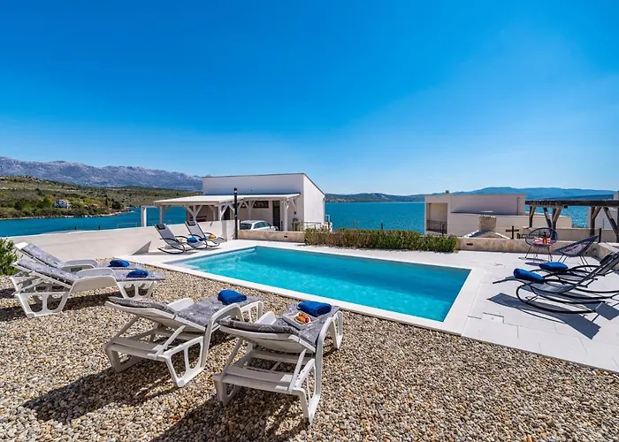Seaside Luxury With A Swimming Pool Posedarje, Novigrad - 15961